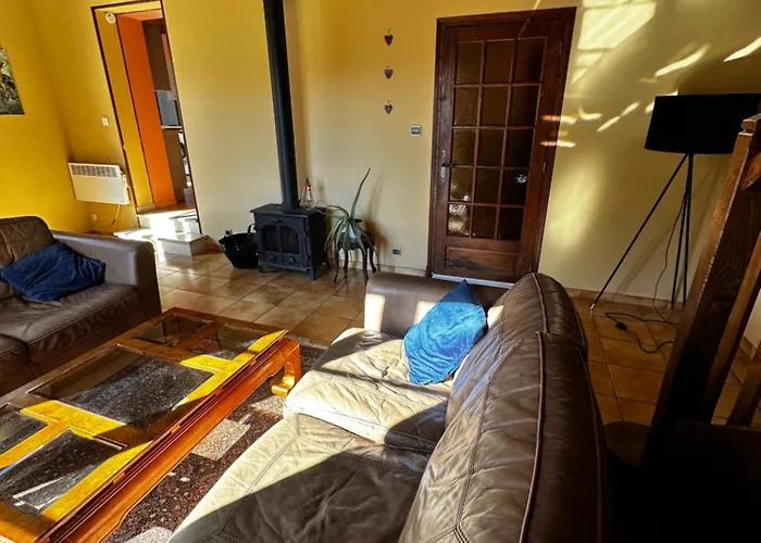 House With Large Private Garden In Villereal