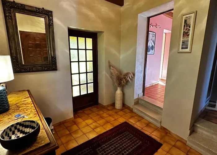 House With Large Private Garden In Villereal